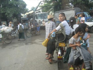 How many can fit on a trishaw?